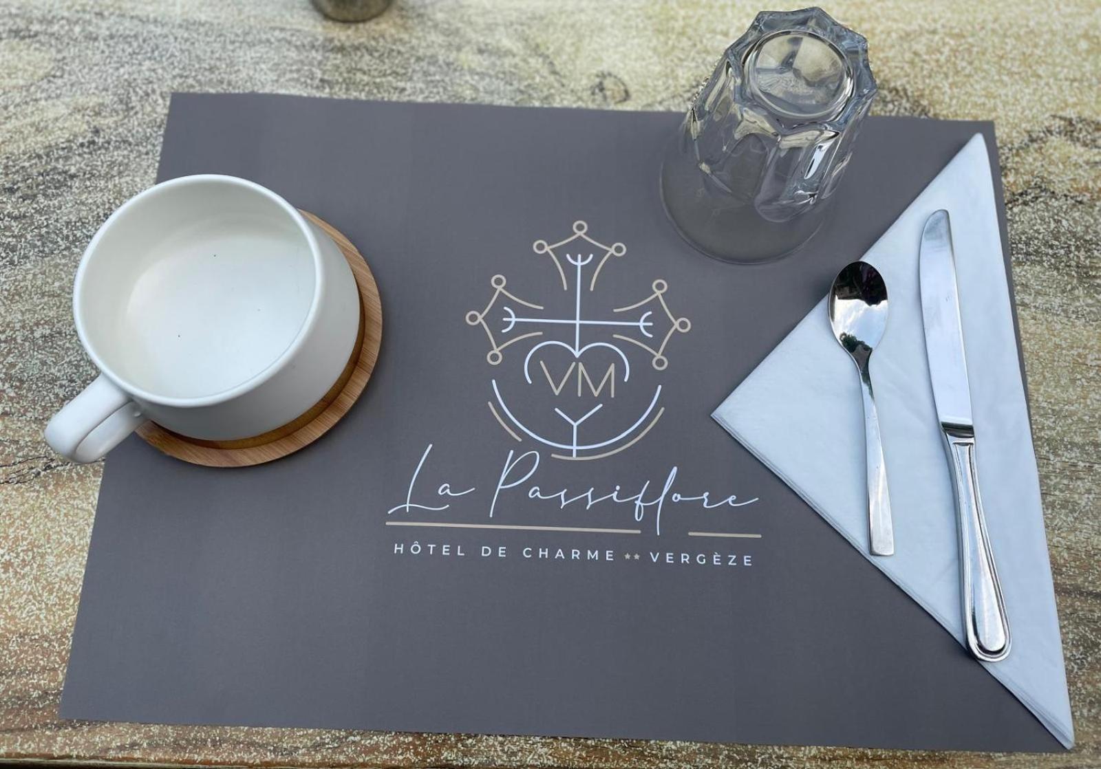La Passiflore Vergèze Exterior foto